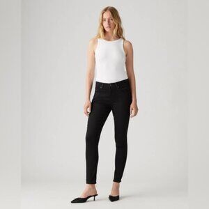 Levi’s 721 High Rise Skinny Jeans – Women’s Size 27